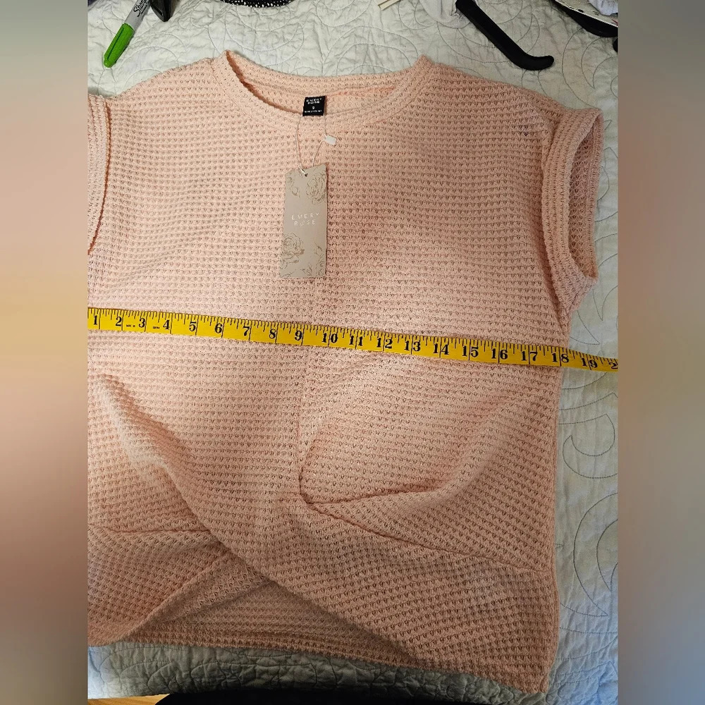 Emery Rose Pink Waffle Knit Short Sleeve Top Women's Size Small NWT - Picture 4 of 8